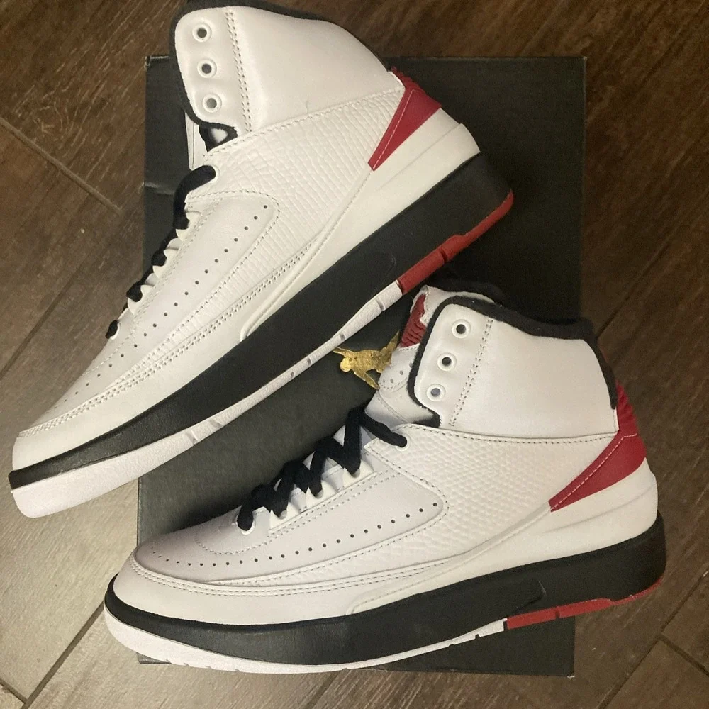 Brand New W/ Defects (tongue Creasing). Air Jordan 2 Retro (GS). Size 5 Youth